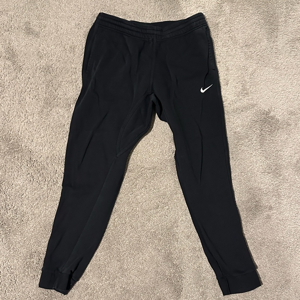 NIKE Sweatpants